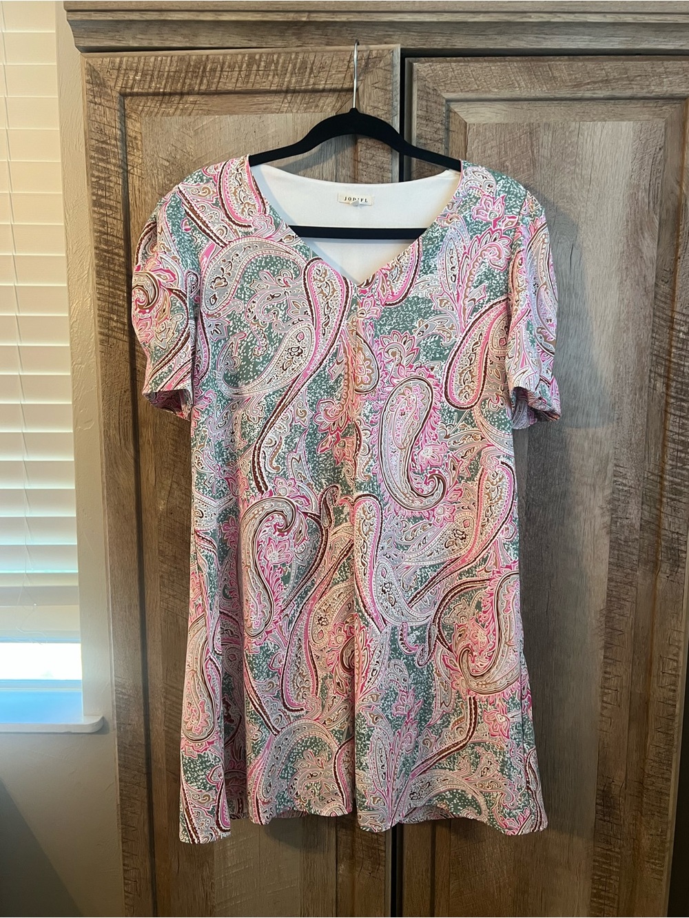 JODIFL Pink and Green Paisley V-Neck Mini Dress